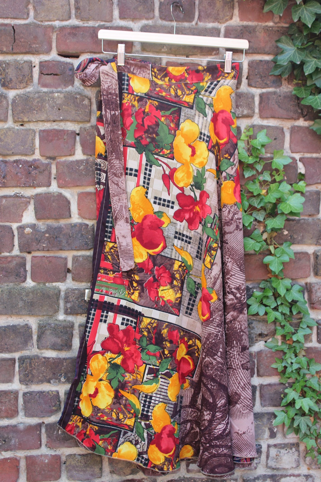 Long reversible skirt
