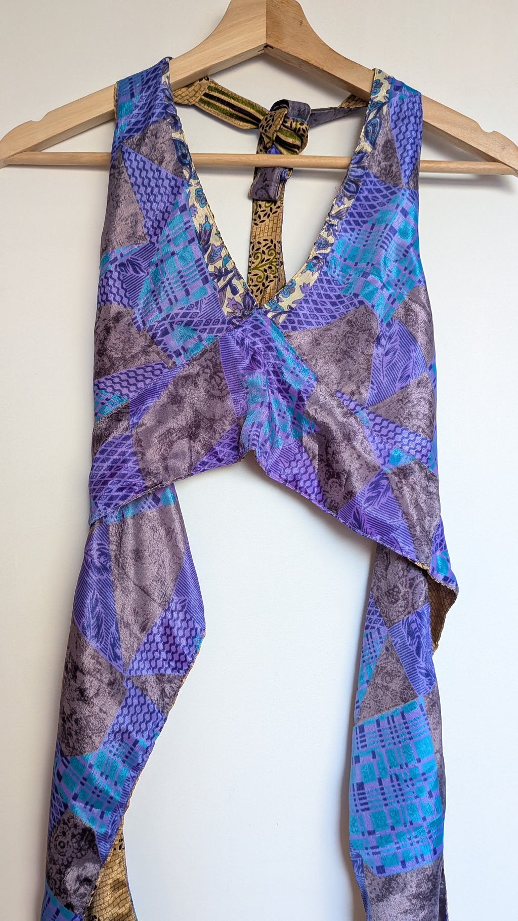 Reversible halter top