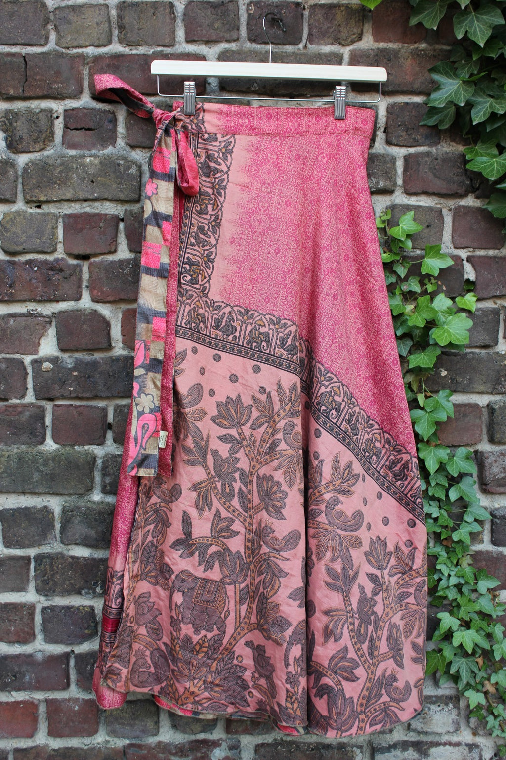 Long reversible skirt