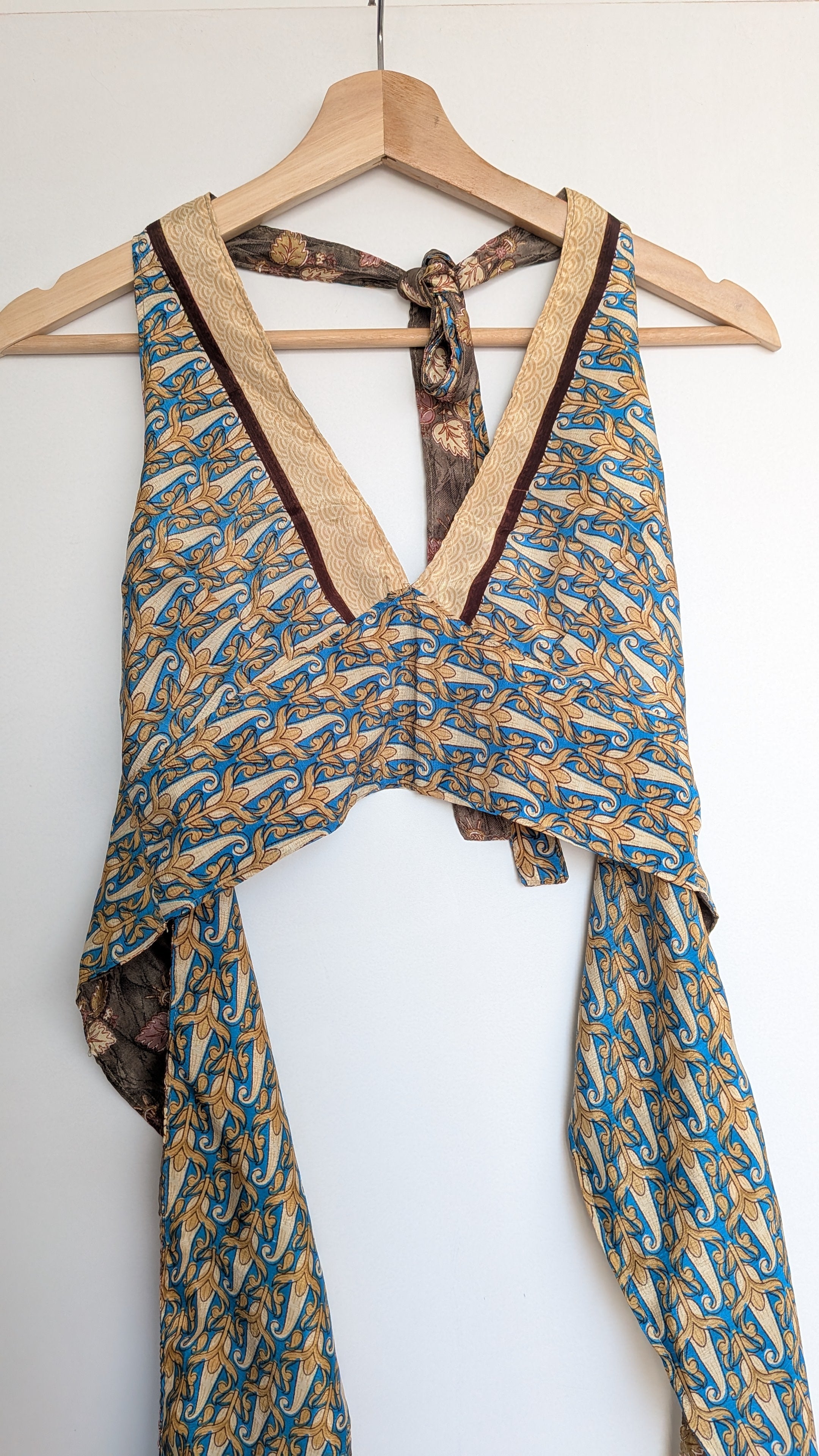 Reversible halter top