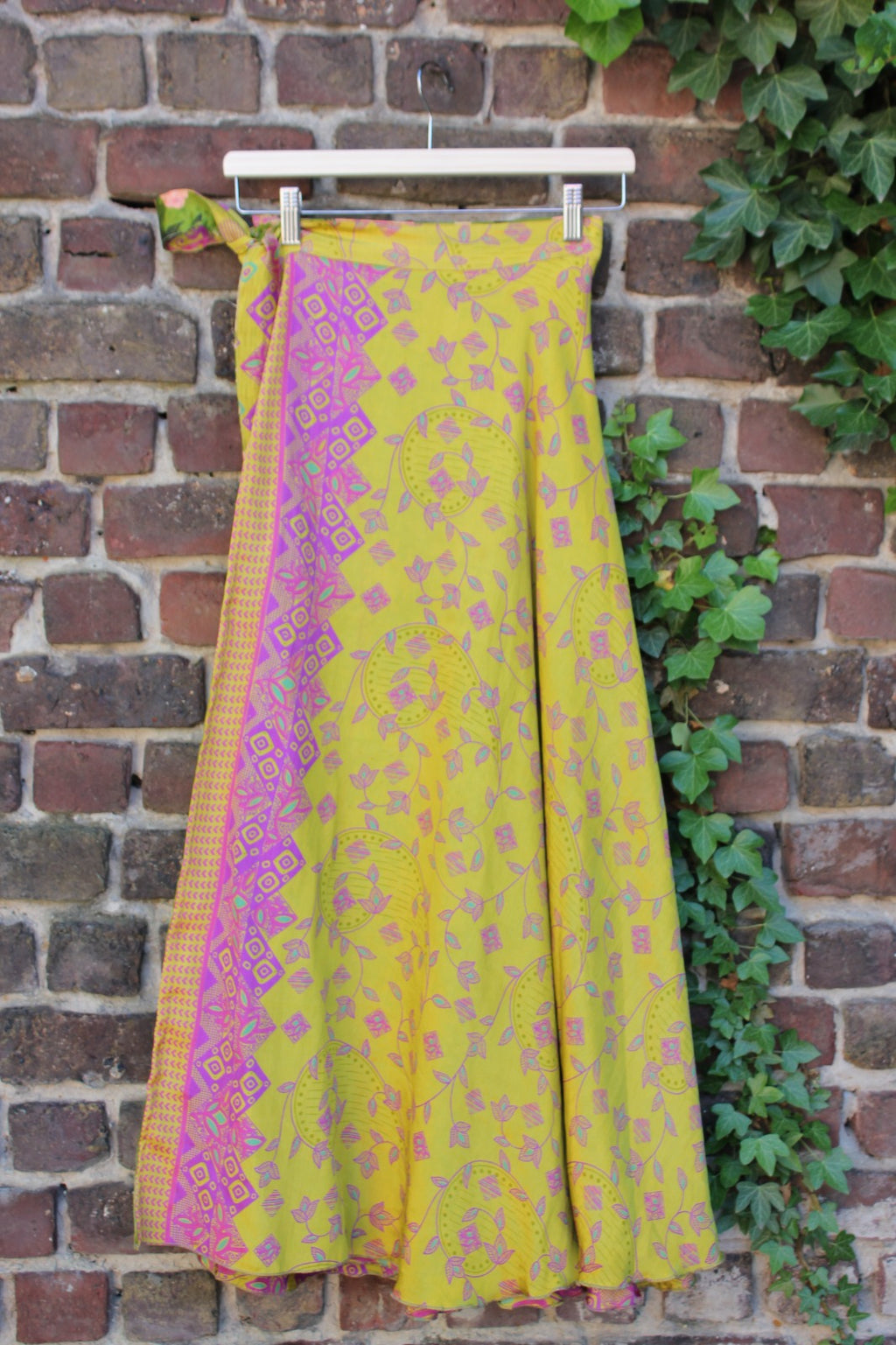 Long reversible skirt