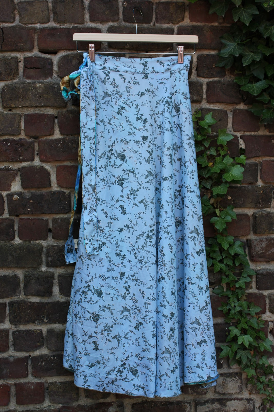 Long reversible skirt