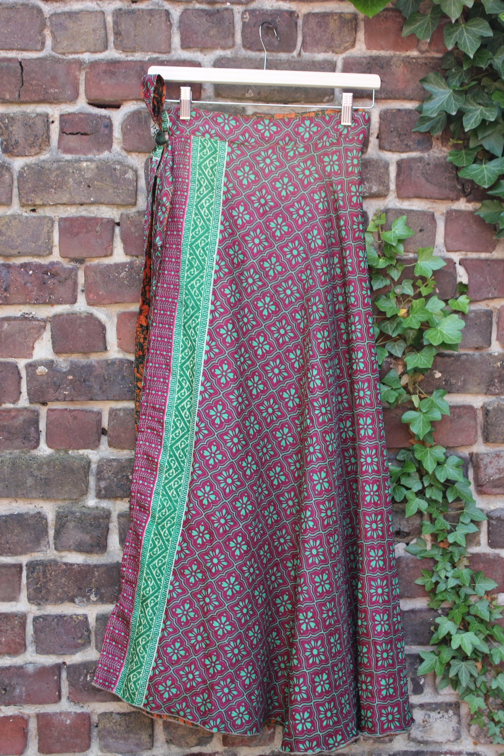 Long reversible skirt