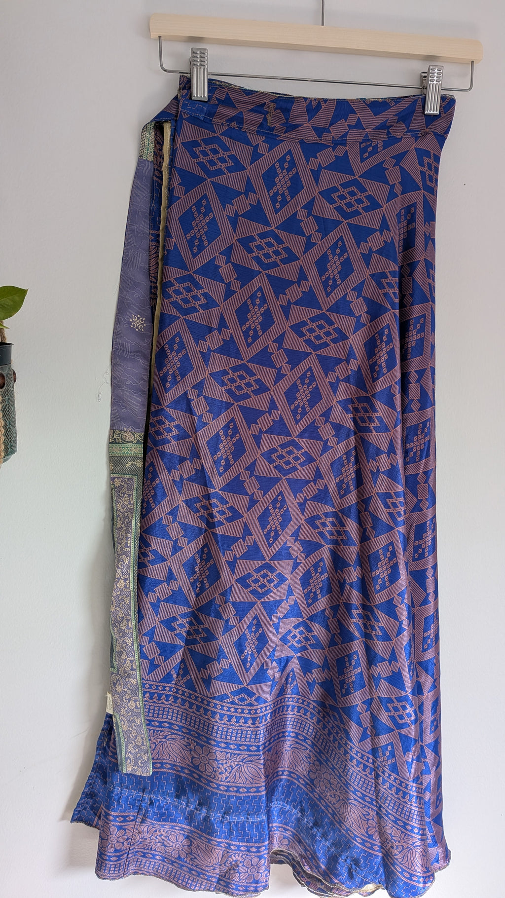 Long reversible skirt