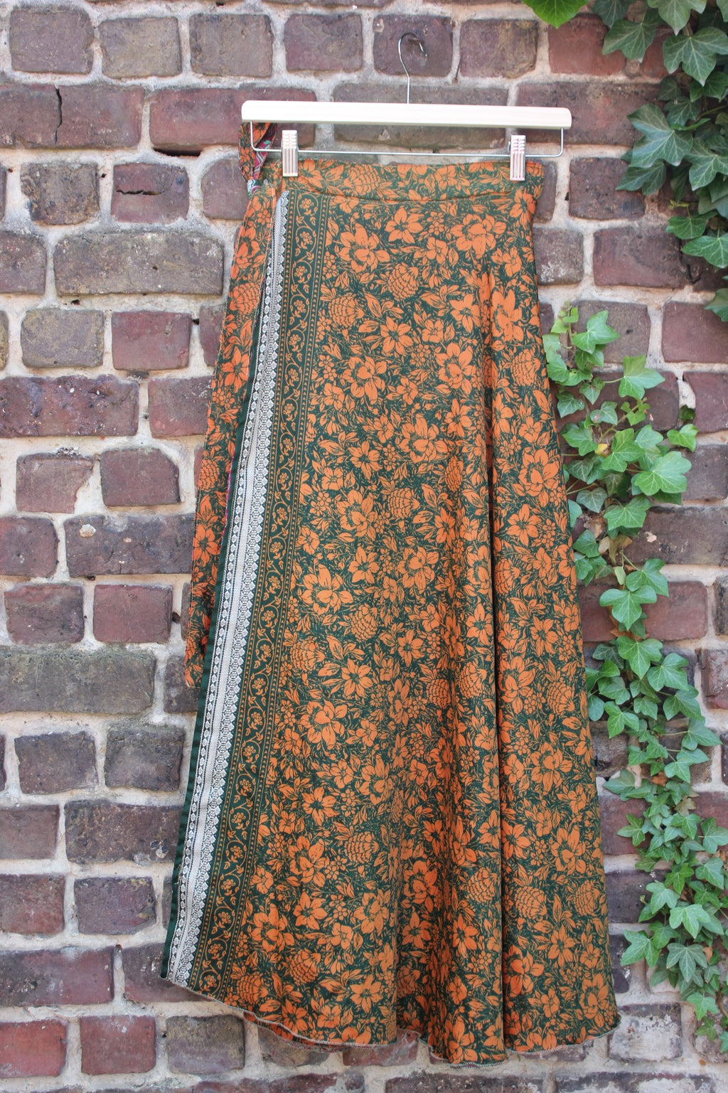 Long reversible skirt