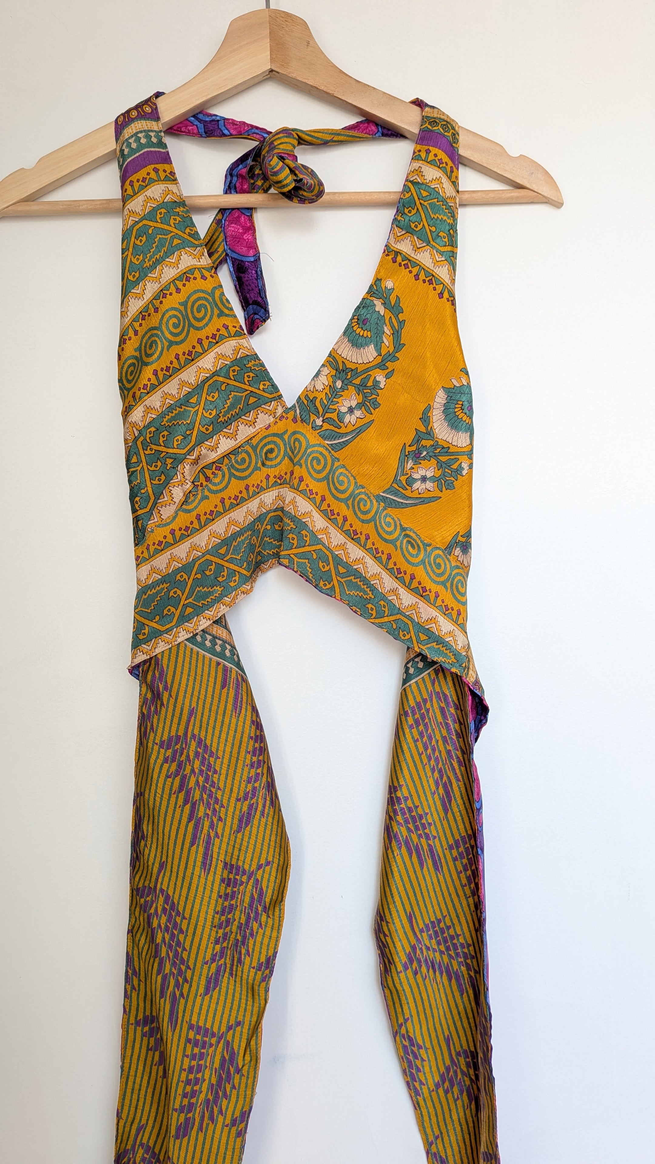 Reversible halter top