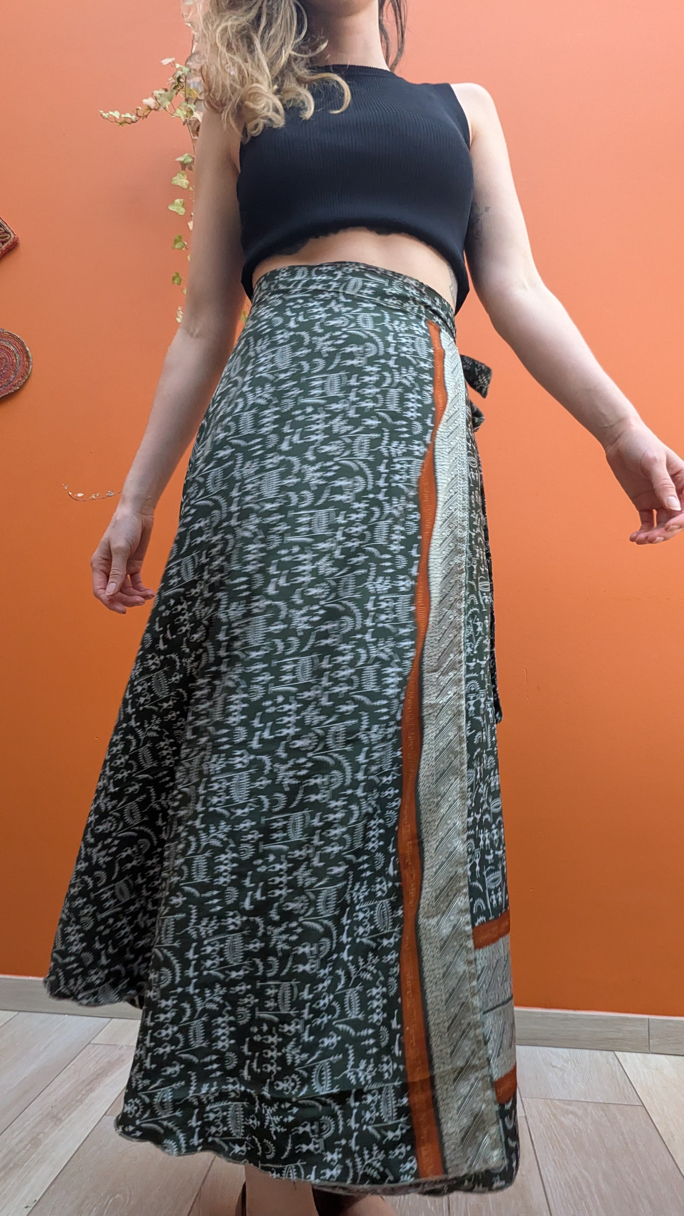 Long reversible skirt