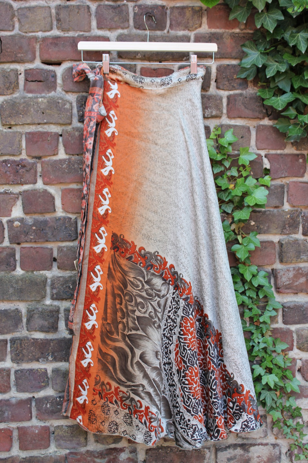 Long reversible skirt