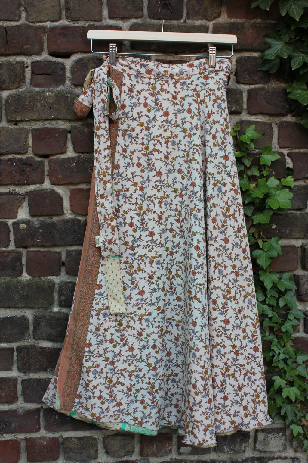 Long reversible skirt
