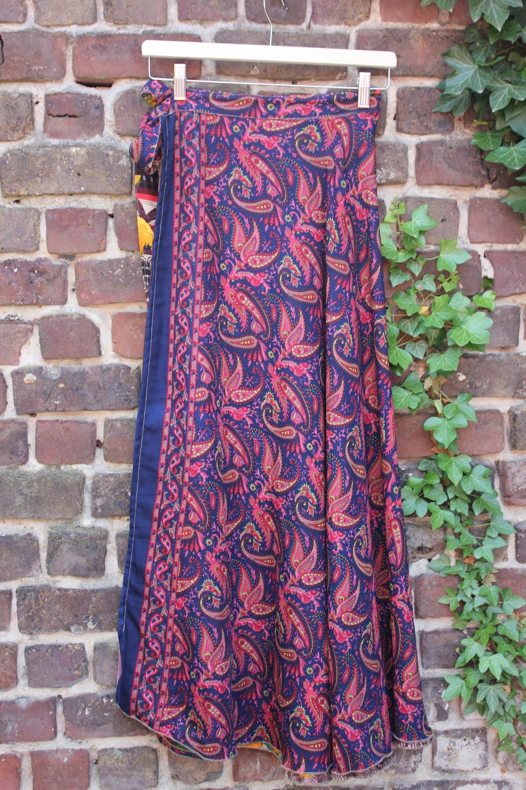 Long reversible skirt