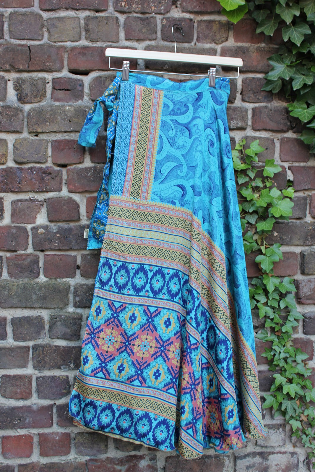 Long reversible skirt