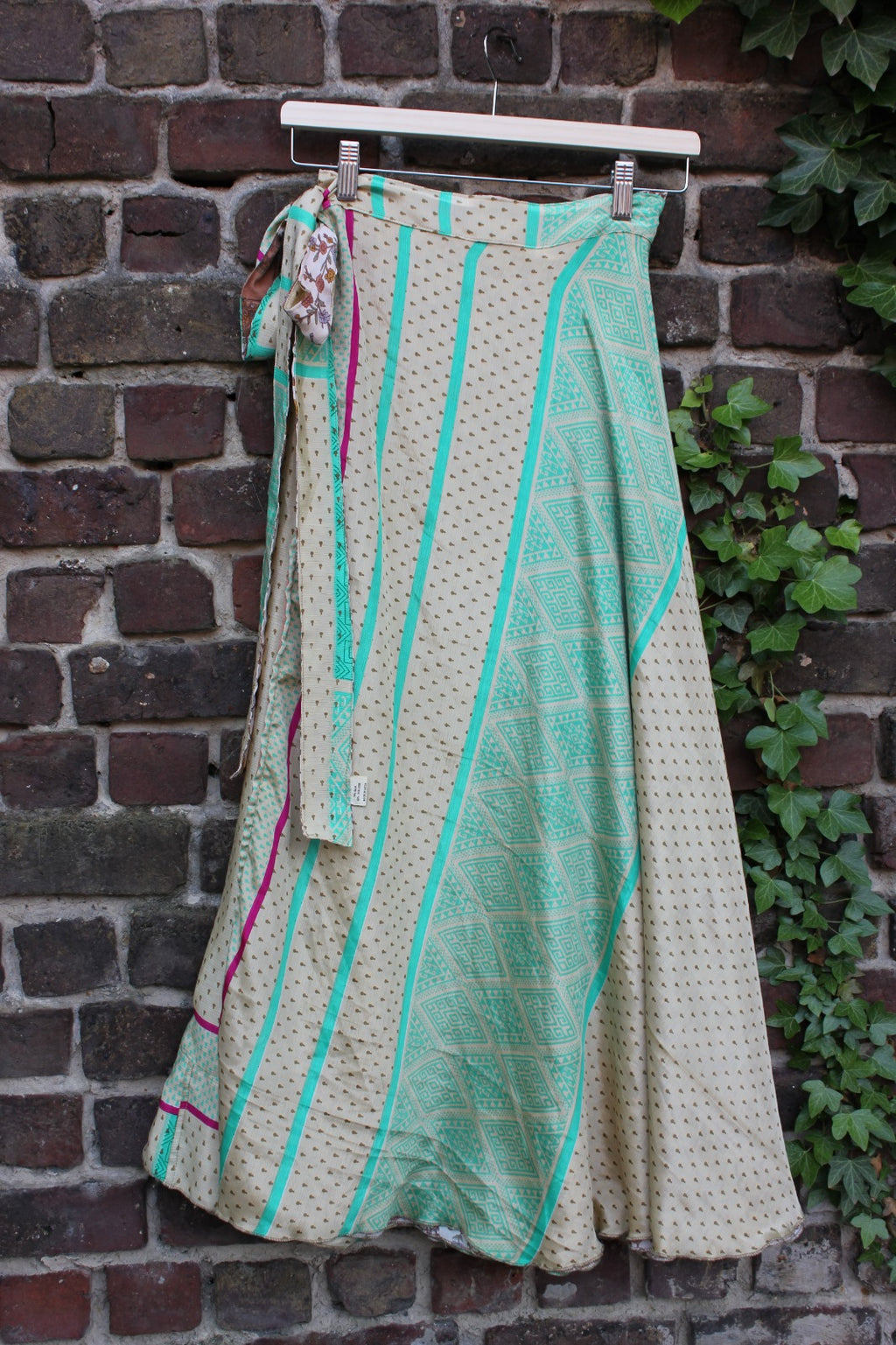 Long reversible skirt