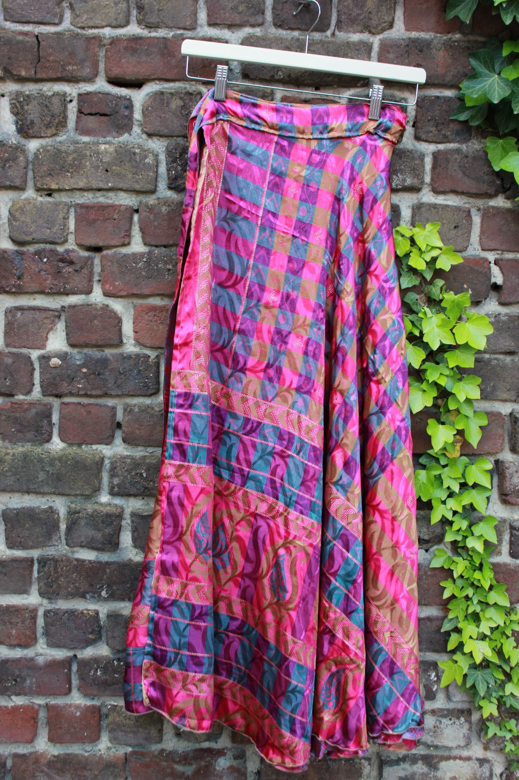 Long reversible skirt