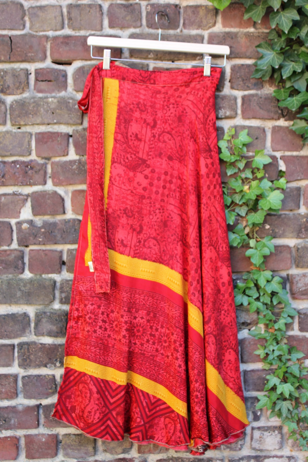 Long reversible skirt