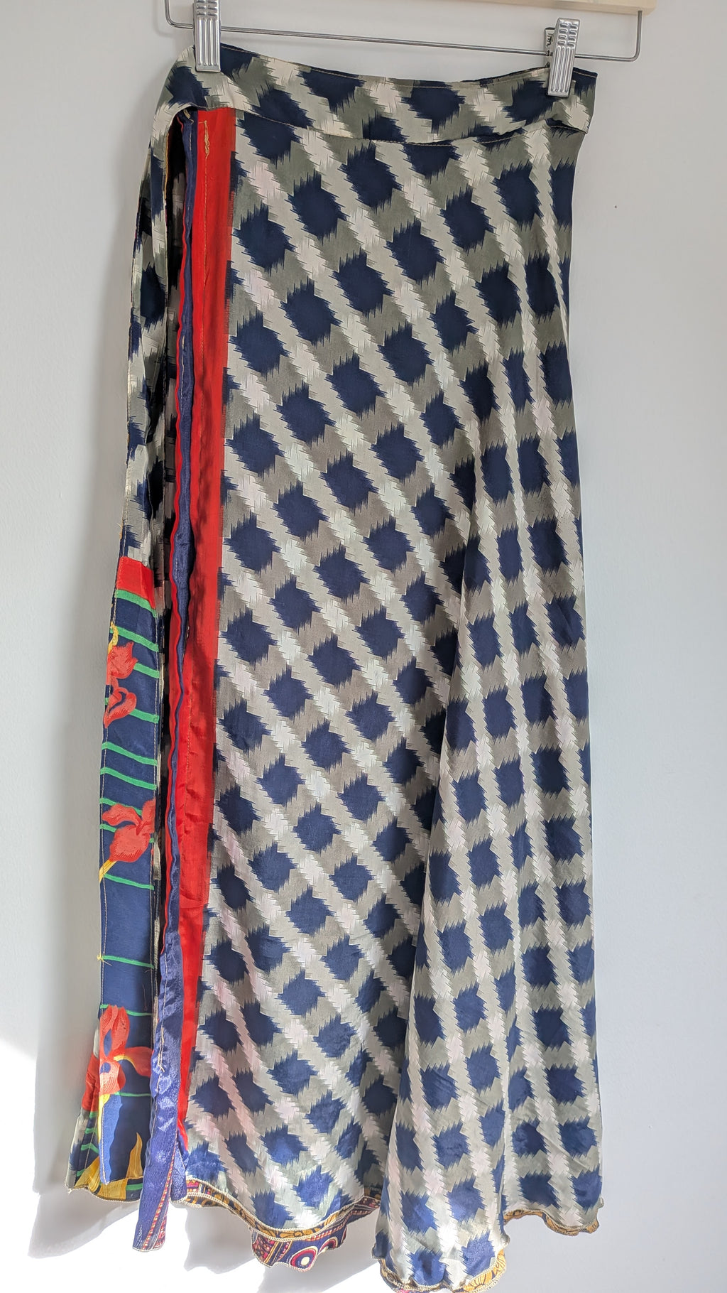 Long reversible skirt