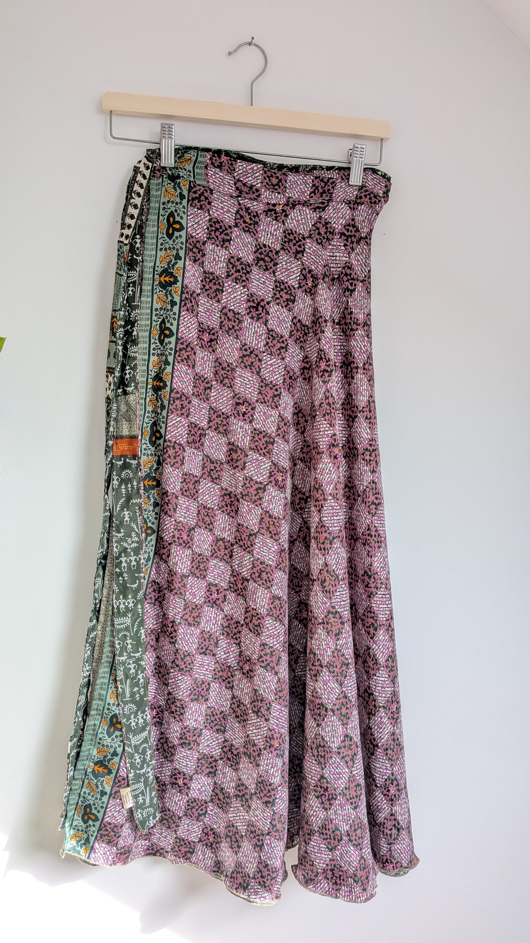 Long reversible skirt