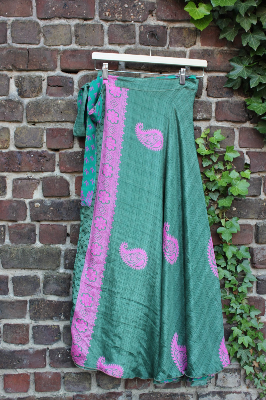 Long reversible skirt