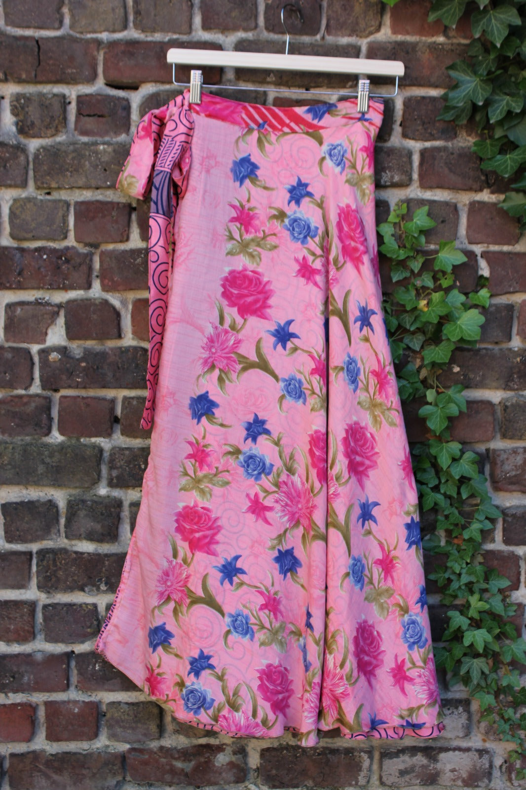 Long reversible skirt