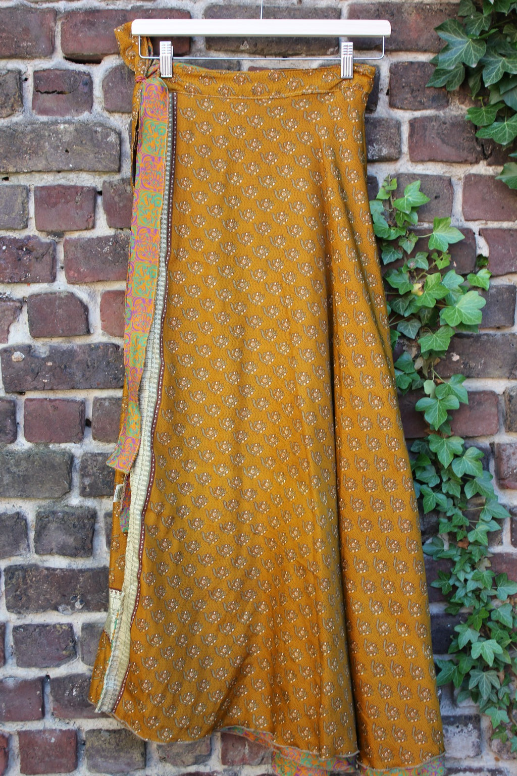 Long reversible skirt