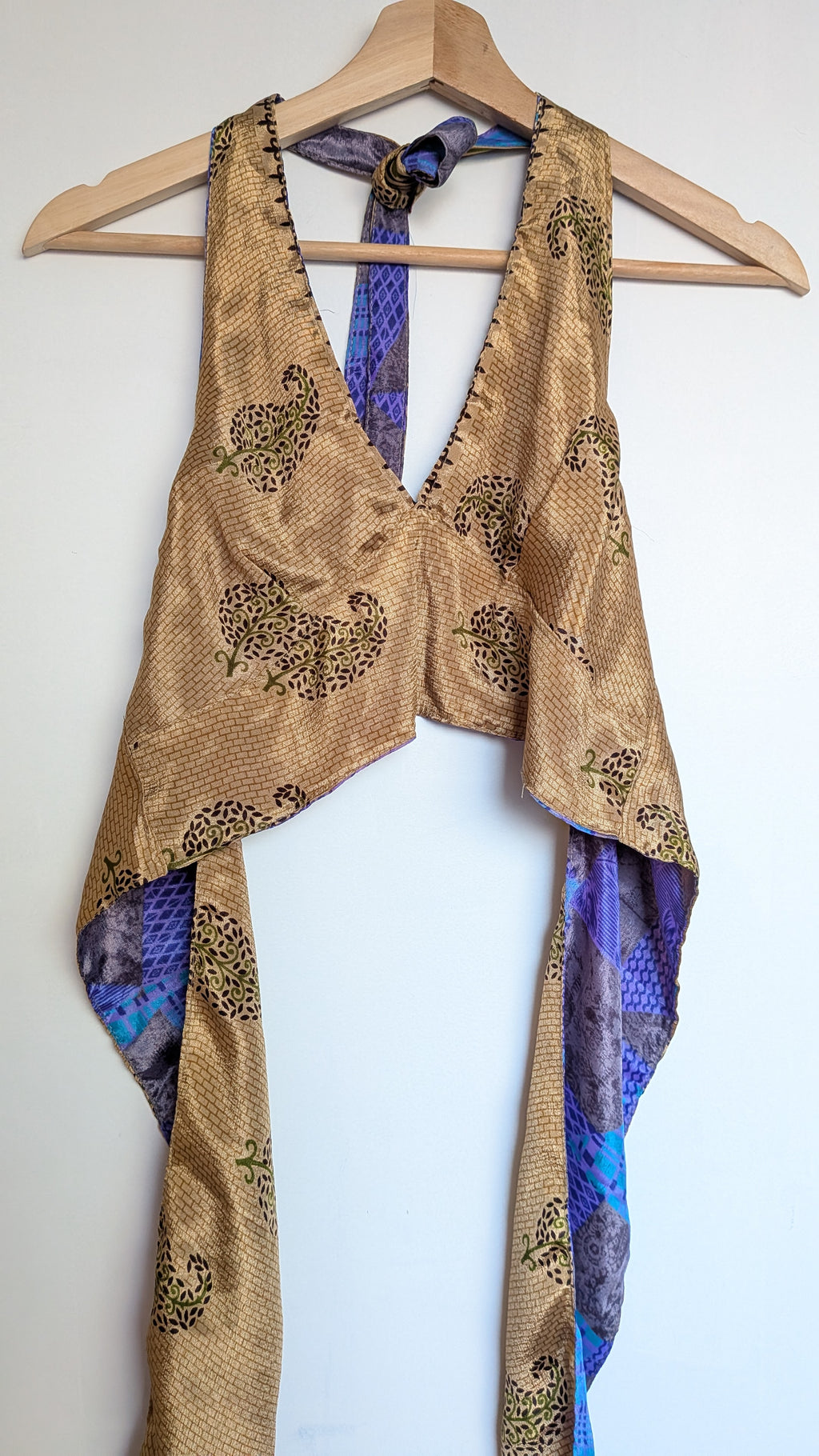Reversible halter top