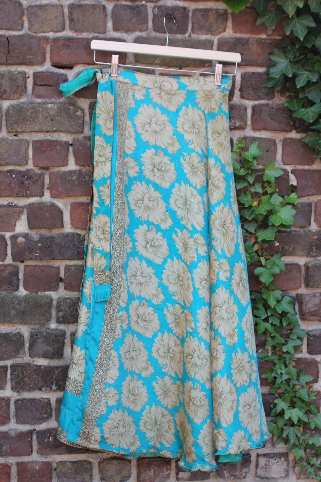 Long reversible skirt